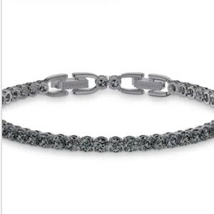 NWT Swarovski Crystal Tennis Bracelet